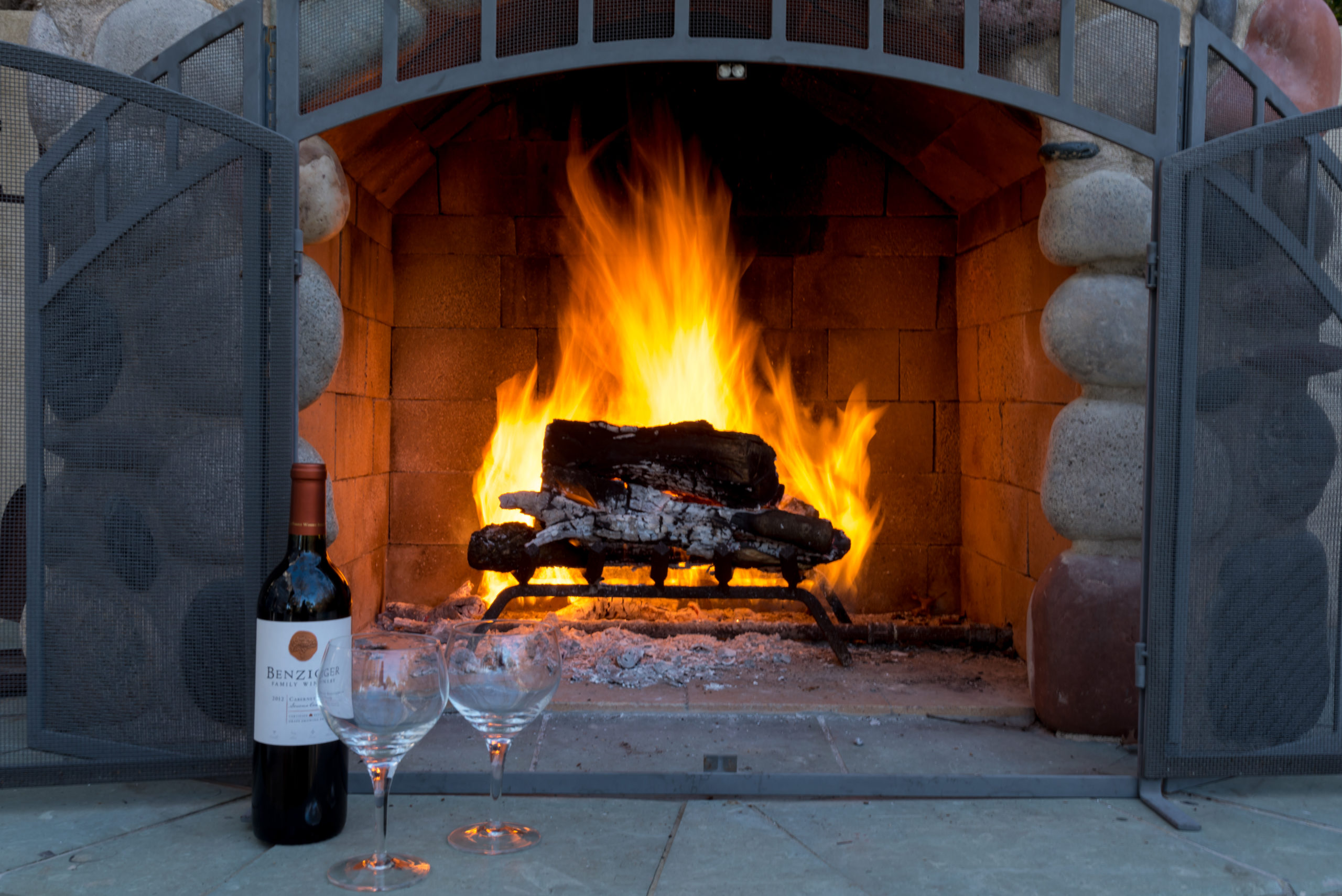 13-Sect-2-CPSuite-Fireplace-Poolside--scaled