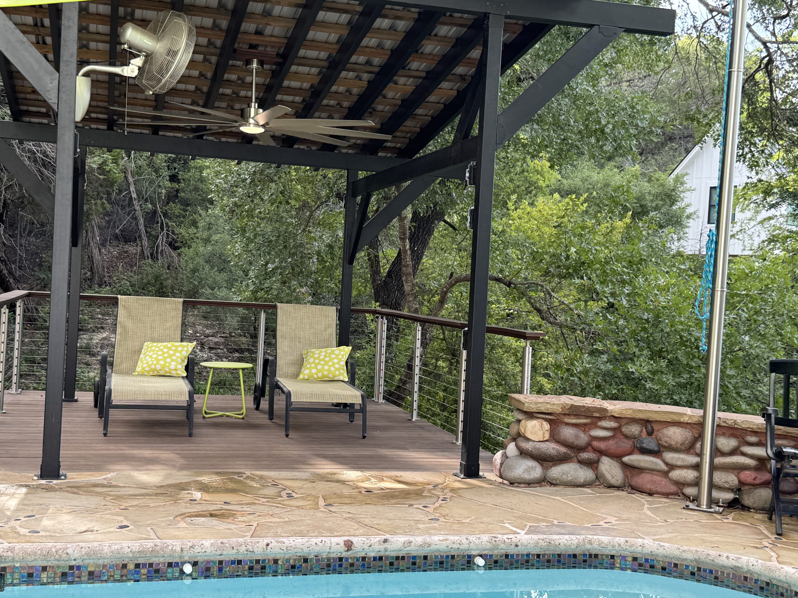 Pergola w Loungers-